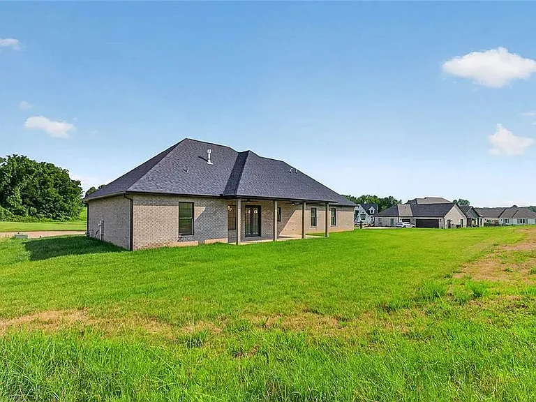 1528 Brunston Dr — Photo 32