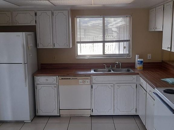 2nd image of 200 Bauer Dr