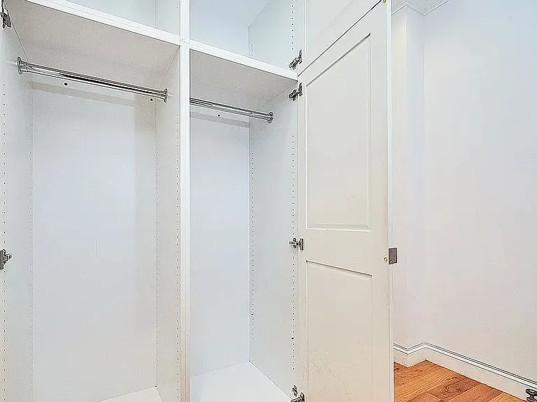 504 E 88th St #1-A — Photo 12