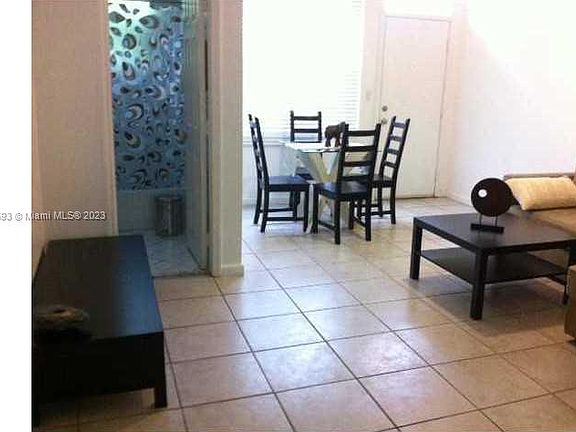 2nd image of 822 Lenox Ave APT 6