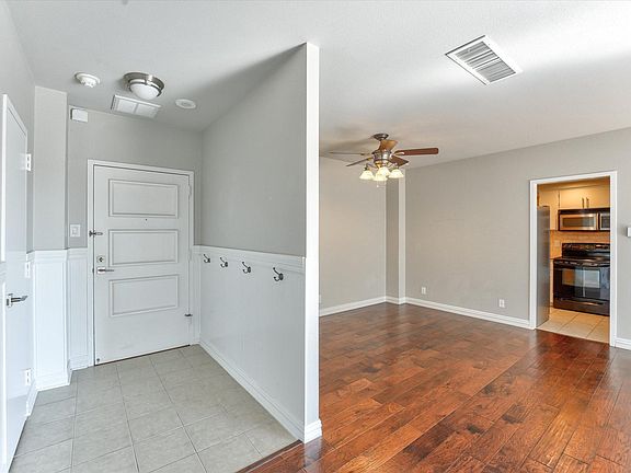 5th image of 6211 W Northwest Hwy APT 815G