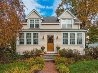 35 Clifford St, Wellesley, MA 02482