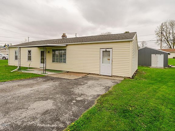 2nd image of 24 Gail Ln