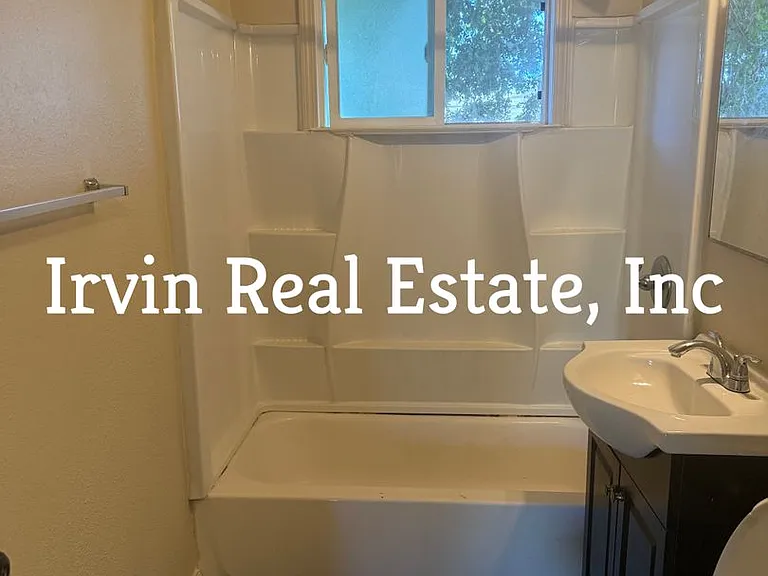 3303 N Franklin Ave — Photo 14
