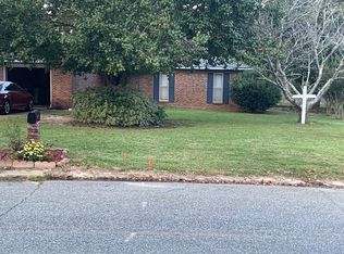 112 Barnesdale Dr, Warner Robins, GA 31093