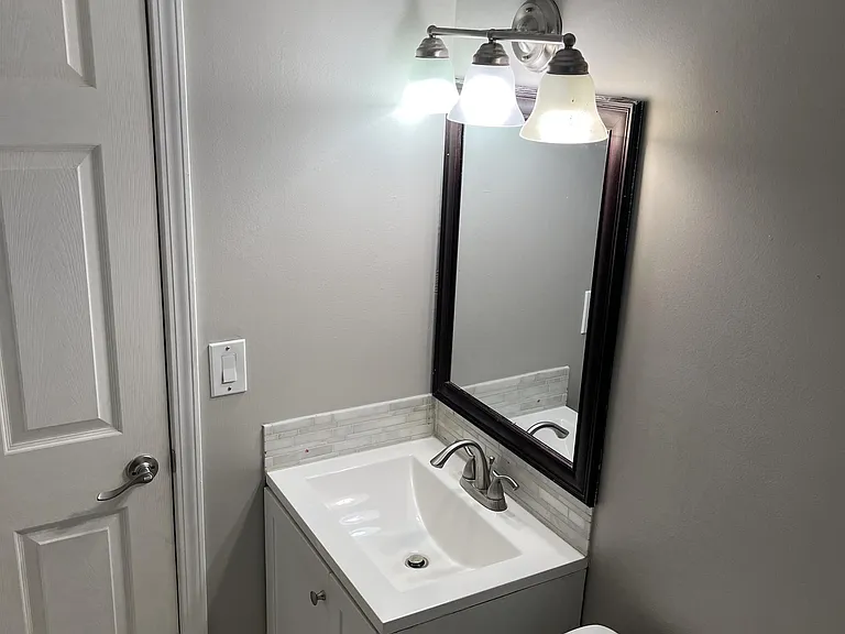 6208 Cruxten Dr — Photo 10