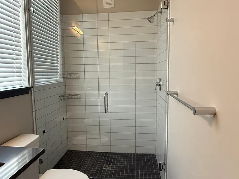 1270 Perry St #6 — Photo 8