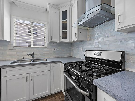 3rd image of 5186 W 20th St #51861