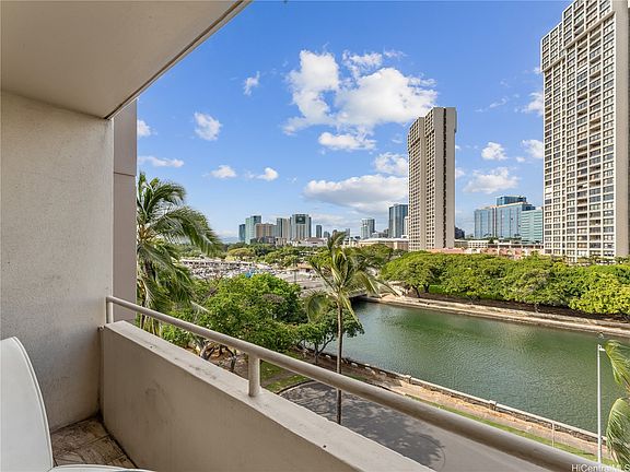 4th image of 1676 Ala Moana Blvd APT 508