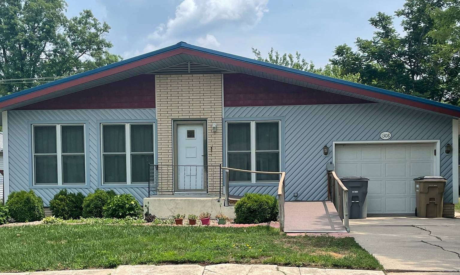 1308 15th St, Aurora, NE 68818 MLS 11188019 Zillow