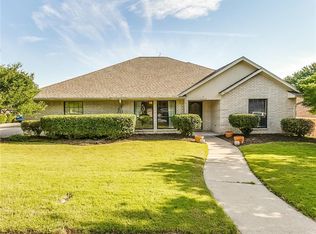 10028 Wandering Way, Fort Worth, TX 76126
