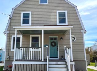 34 Washington St, Mystic, CT 06355