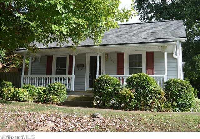 1st image of 629 Cloister Dr