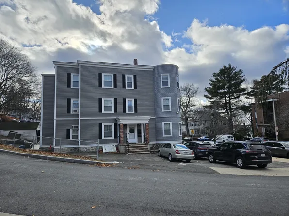 977 Main St #1, Melrose, MA 02176