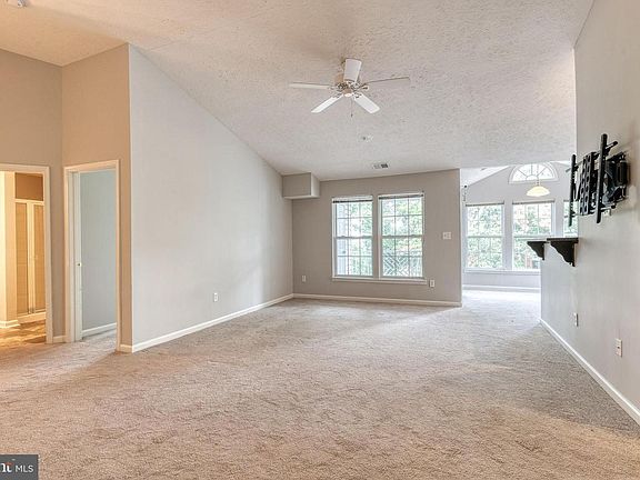 5th image of 2406 Autumn Harvest Ct Unit 303