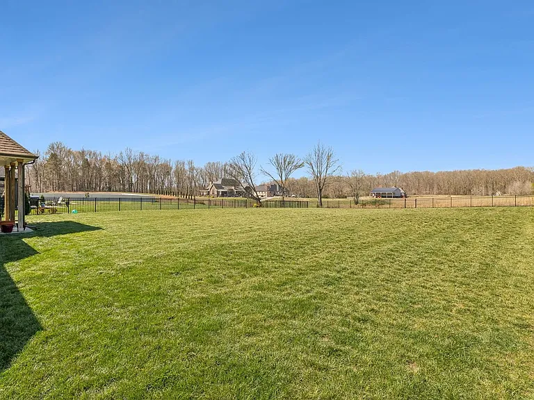 8325 Turnbull Dr — Photo 49