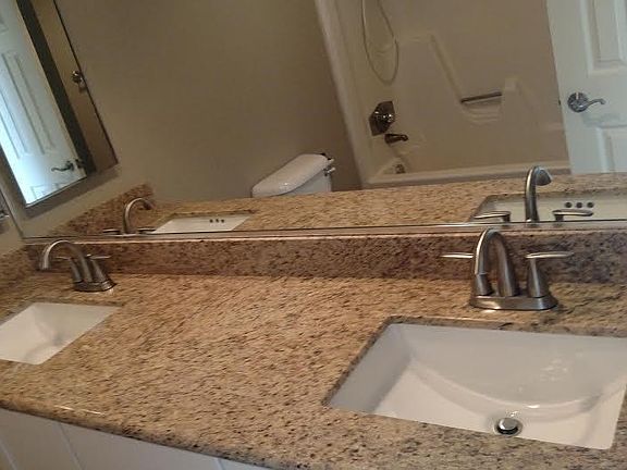 Bathroom 2 sinks
