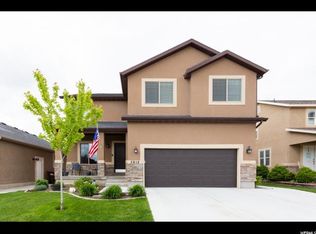 3812 E Rose Hearty Ln, Eagle Mountain, UT 84005