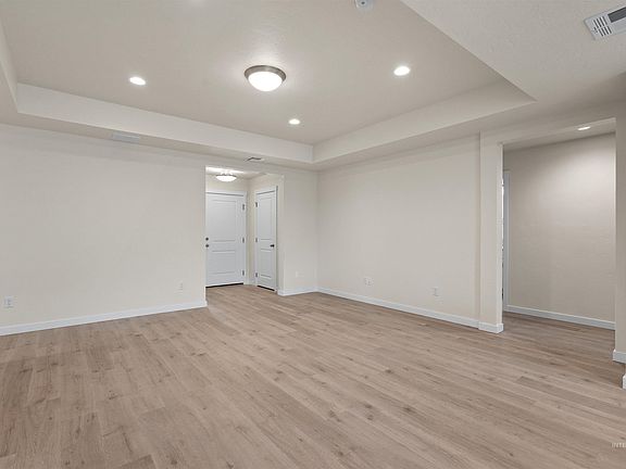 4th image of 19220 Kiowa Creek Way