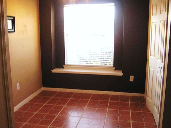 Breakfast Room (Utility Doors on Rt)