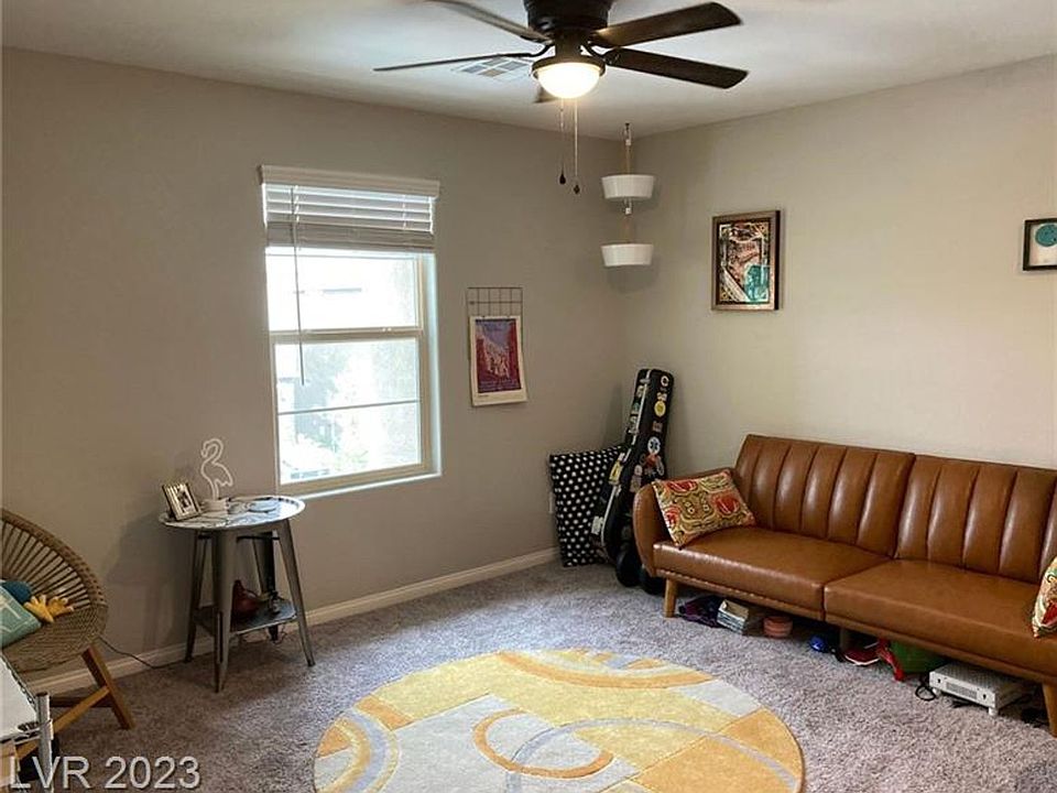 2nd image of 804 Ariel Heights Ave