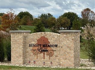 432 Maple Point Ct, Wilmington, OH 45177