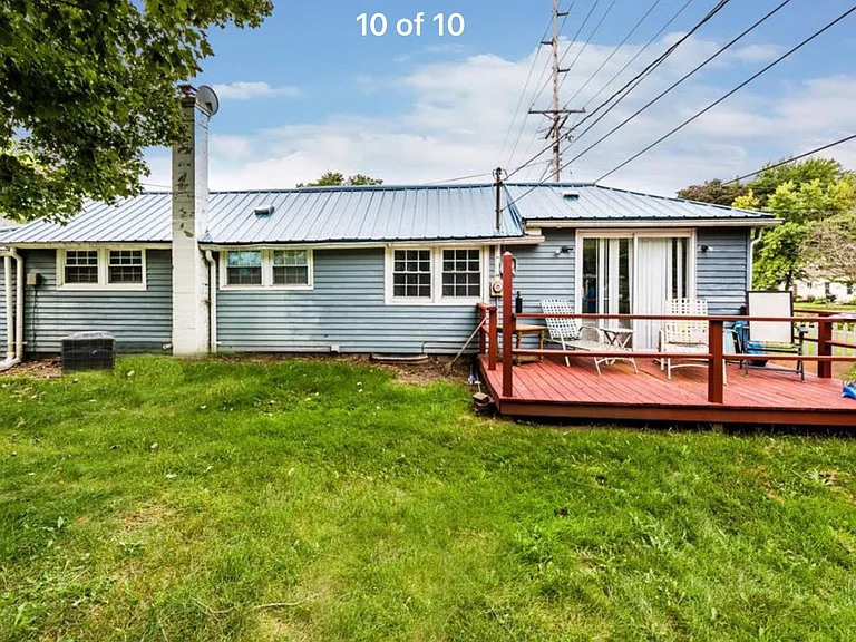 428 Rosehill Rd — Photo 2