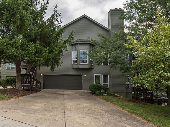 3rd image of 9535 S Harbour Pointe Dr #88