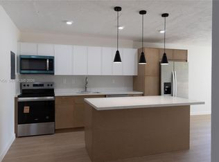 7300 NW 17th St APT 112, Plantation, FL 33313