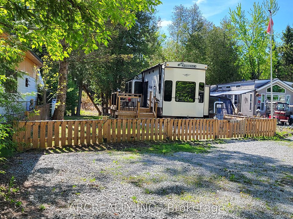 1st image of 69 Horseshoe Cir