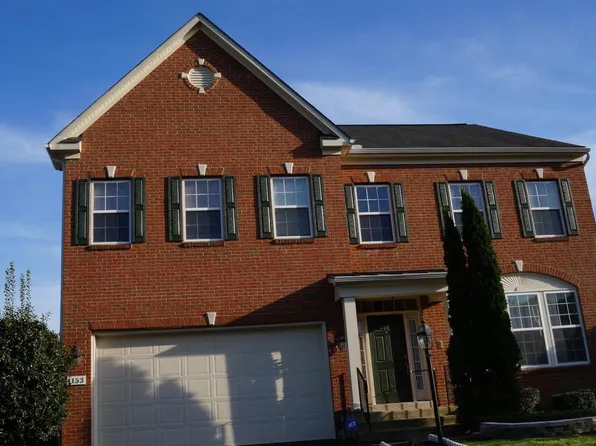 4153 Philena St, Dumfries, VA 22025