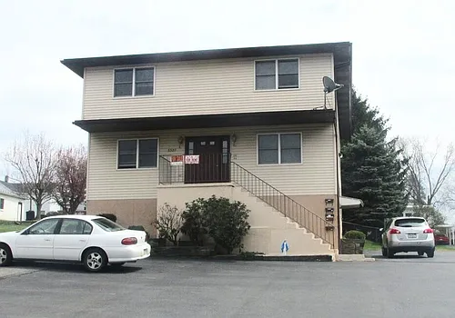 3327 Cedar Ave Photo 1