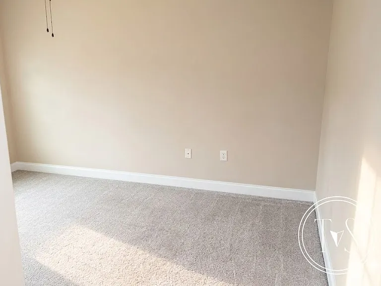 709 English Oak Dr — Photo 13