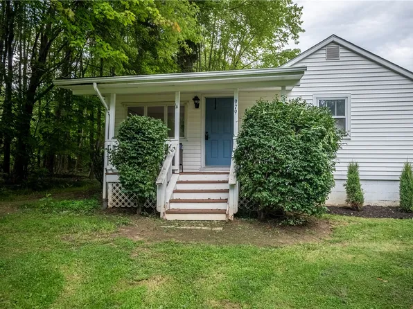 979 Buckeye Dr S, Sharpsville, PA 16150