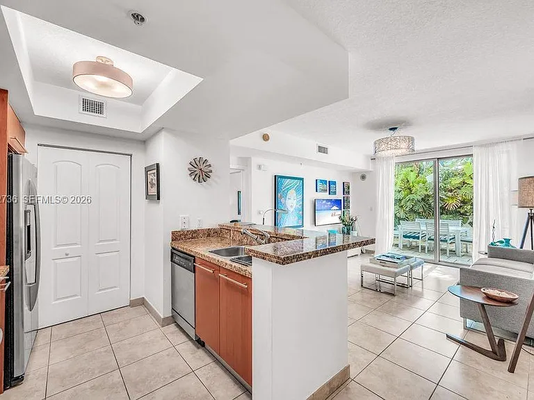 110 Washington Ave #2310 — Photo 5