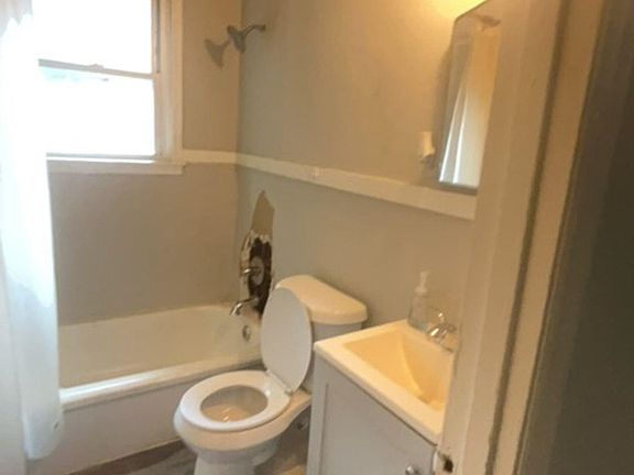 2nd image of 2297 Dexter Ave