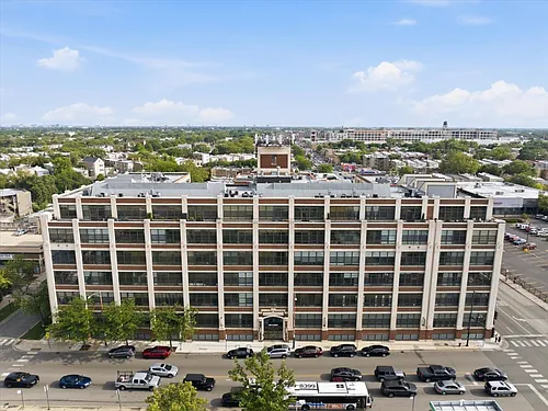 3963 W Belmont Ave #204 Photo 1