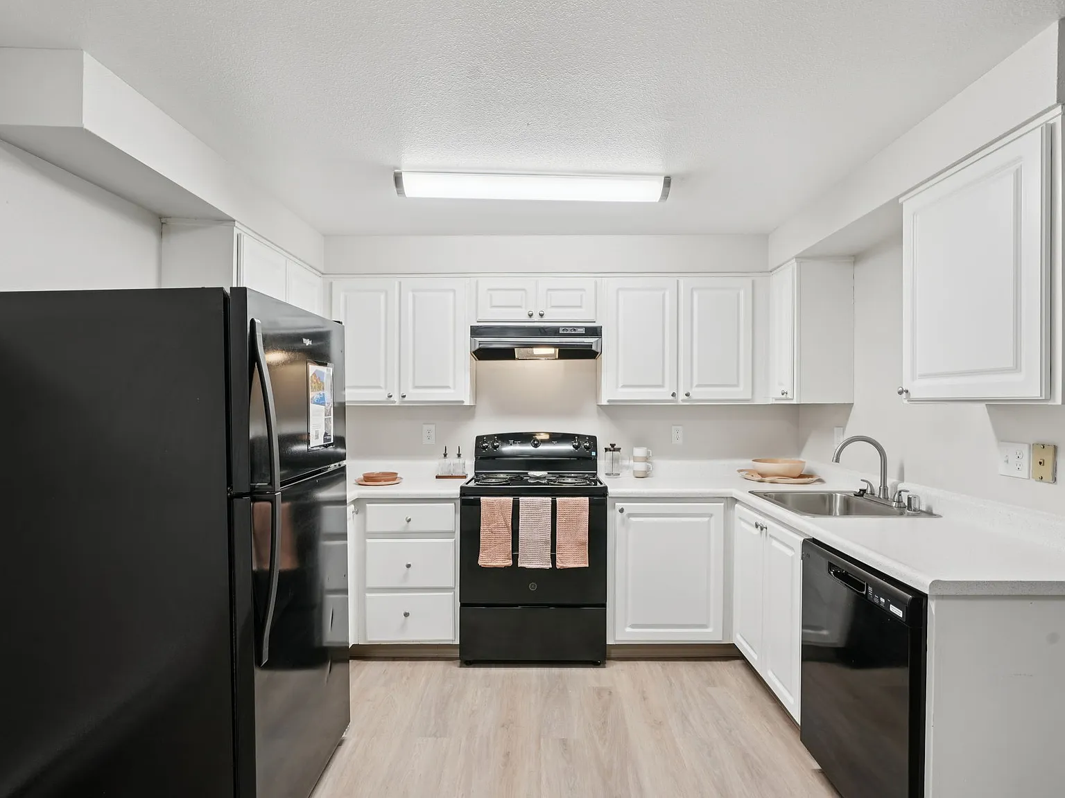 Arnada Pointe — Photo 2
