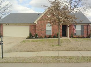 7130 Willow Point Dr, Horn Lake, MS 38637
