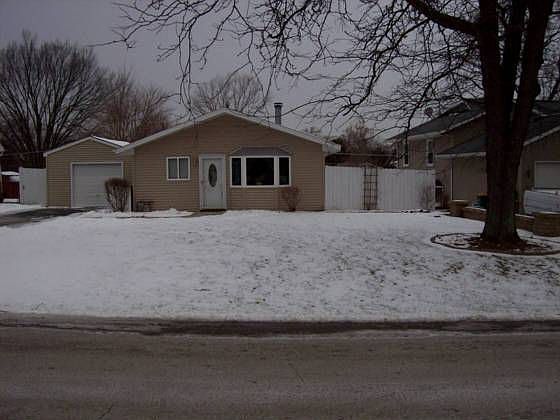 1st image of 240 Bridgewood Dr