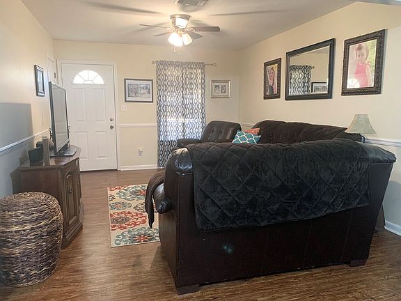 5th image of 1234 Dawn Dr
