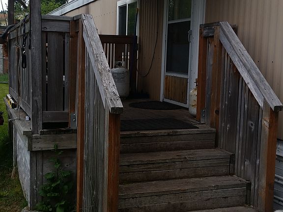 2nd image of 19816 67th Ave E