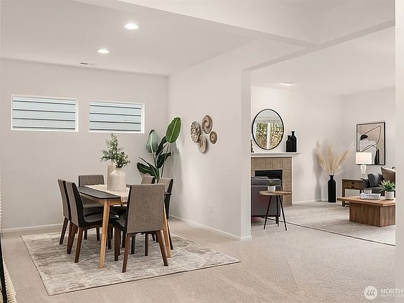 4th image of 24056 SE 263rd Pl