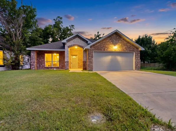 1615 Jones St, Greenville, TX 75401