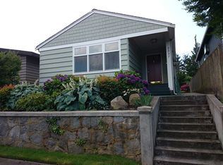 2337 N 64th St, Seattle, WA 98103