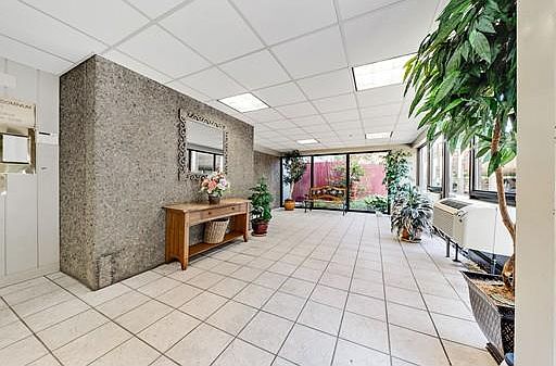4th image of 55 Tall Oaks Dr Unit 505
