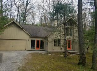 333 Scotch Pine Dr, Roscommon, MI 48653