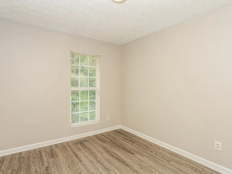 5621 Union Pointe Dr — Photo 14