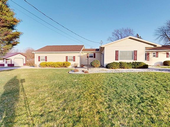 4th image of 124 Rustic Rook Rd