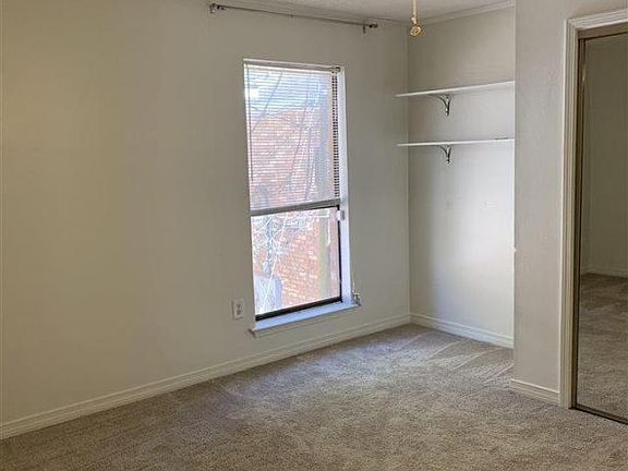 5th image of 847 E Boyd Dr #D